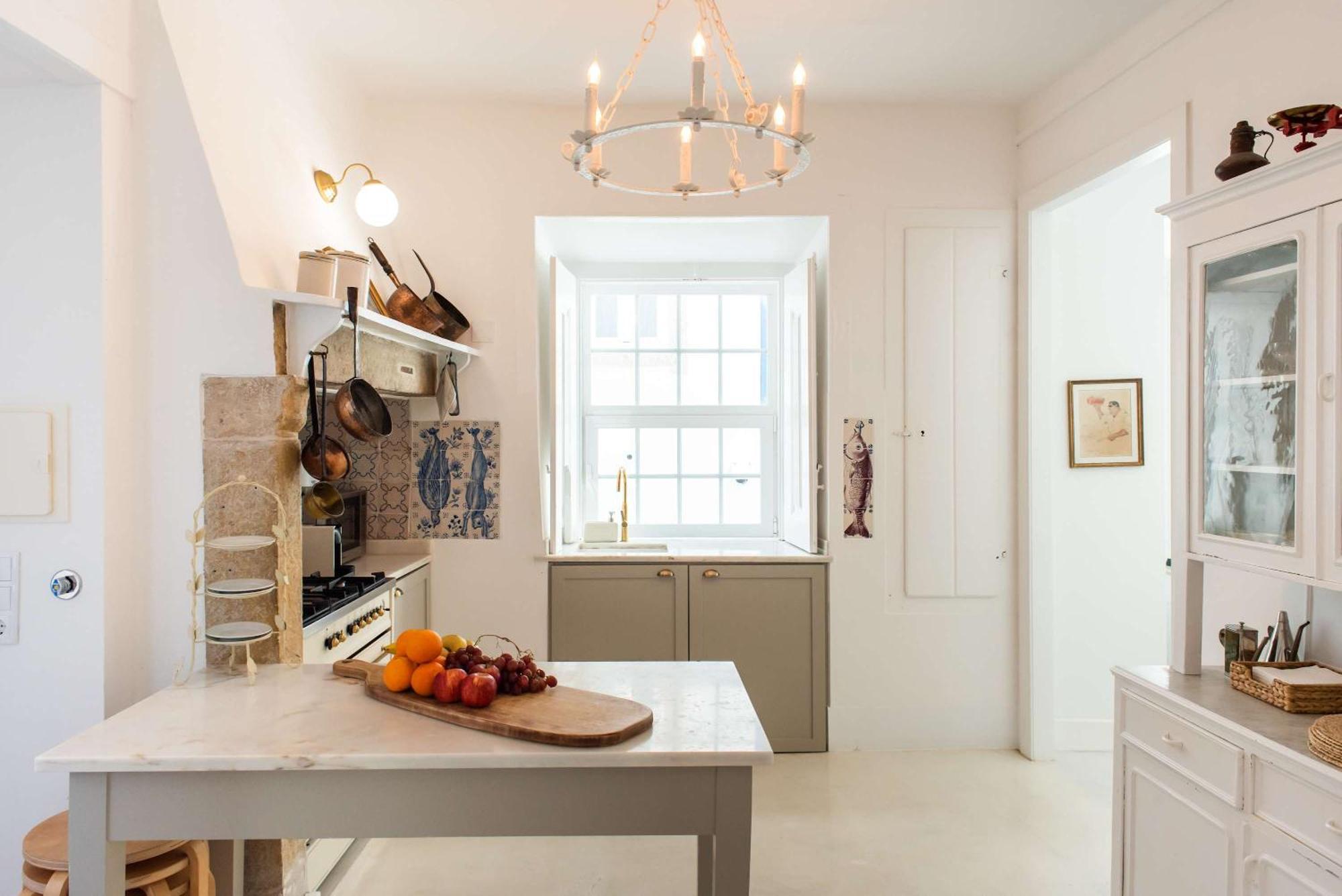 Central 3 Bedroom Apartment In Ericeira Bagian luar foto